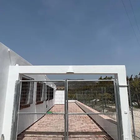 Casa Avocado Holiday home *
