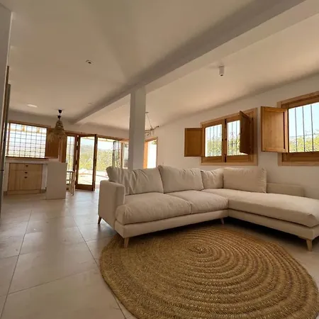 Casa Avocado Holiday home *